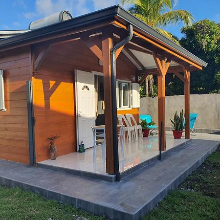 Bungalow Vacances Sainte-Rose Exterior photo